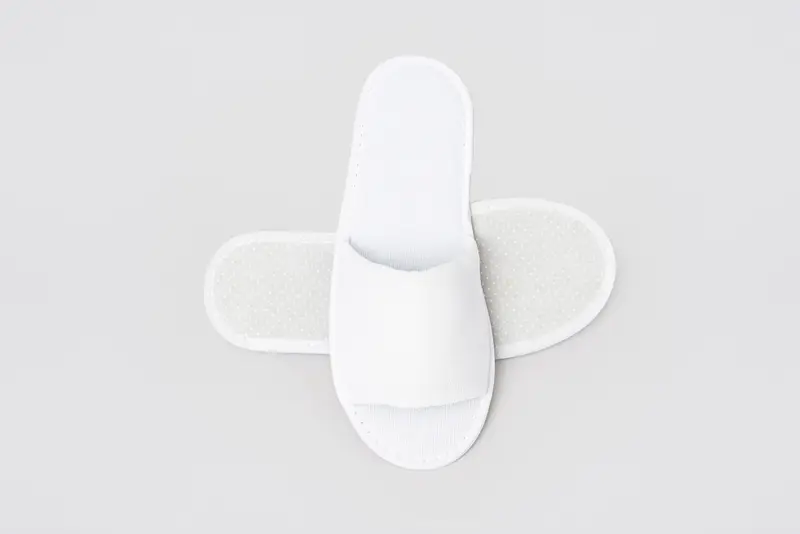 P-London, aperta, colore bianco, misura 28,2cm