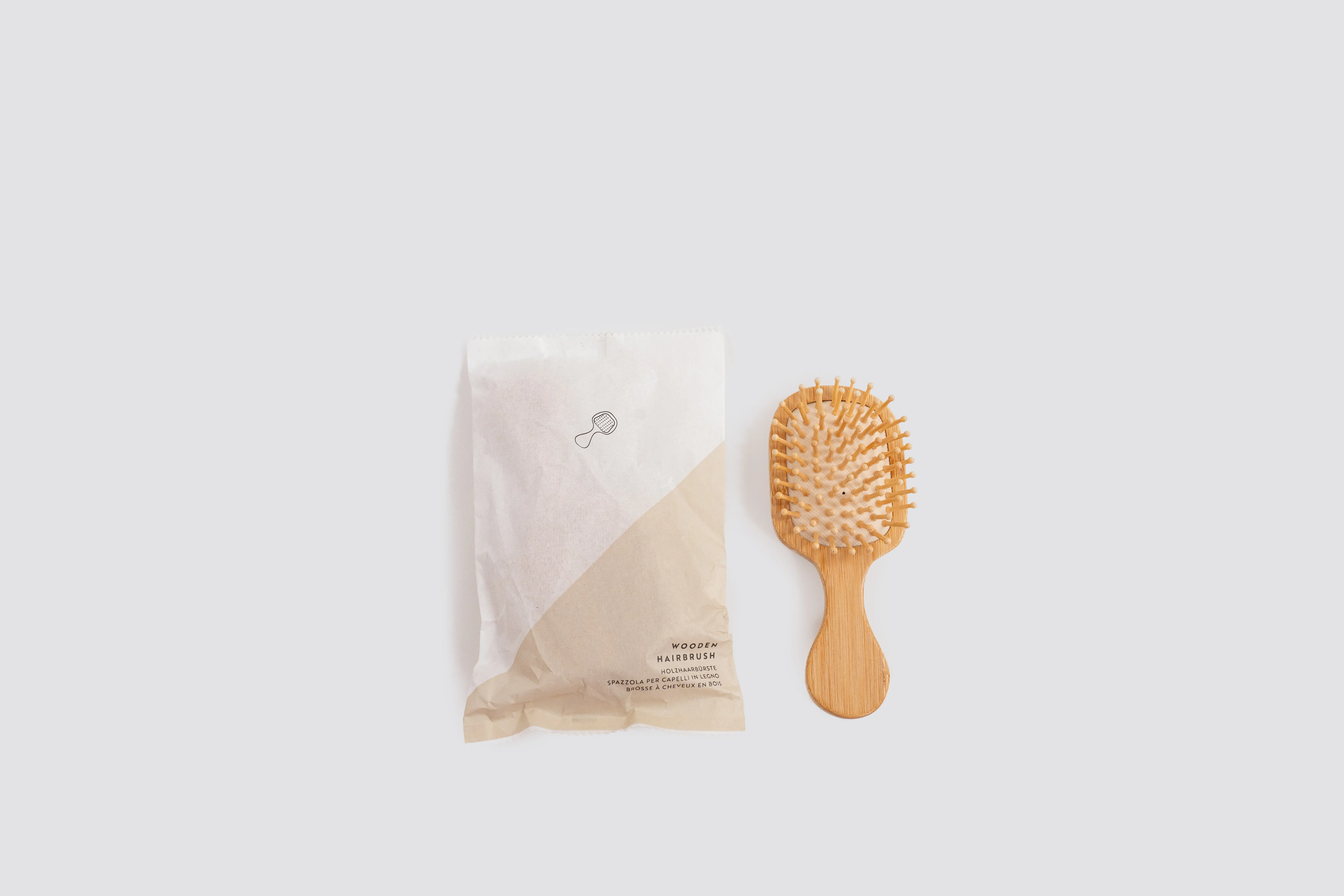 GreenElegant  - Wooden hairbrush in paper sachet, rectangular