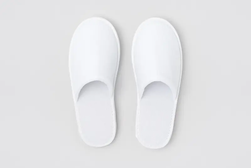P-London, chiusa, colore bianco, misura 29,5cm