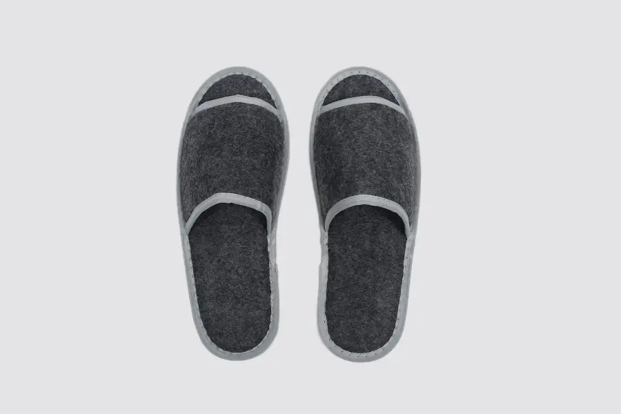 Chamonix, punta abierta, longitud 28,5cm, fieltro | zapatilla de hotel