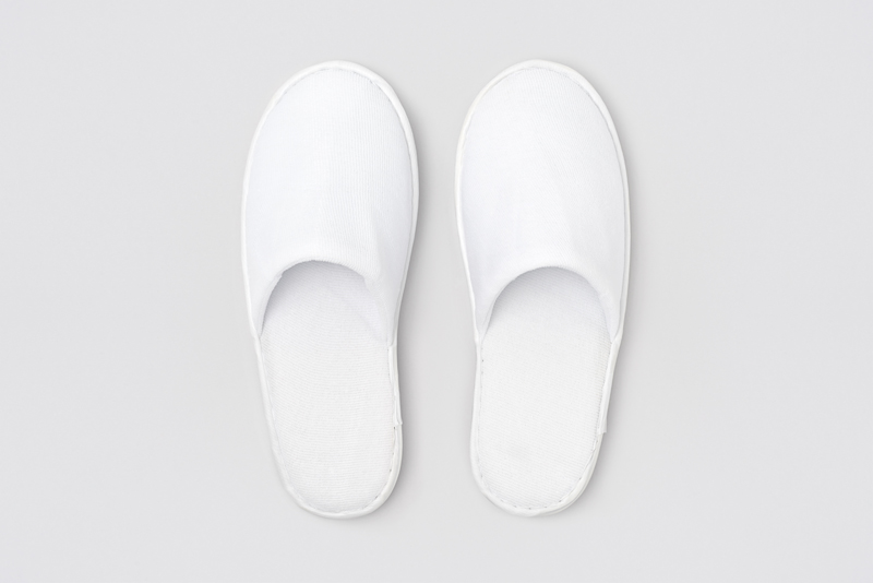 P-Berlin closed-toe, white, 4mm, 28.5cm