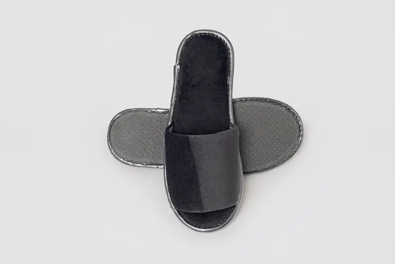 P-Andy Velour open-toe, black, 4mm, size 28,2cm