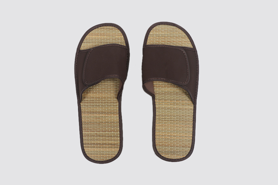 Bamboo Velcro open-toe, size 28.5cm