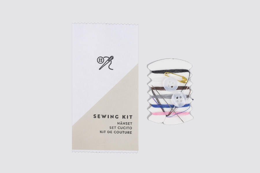 BASIC PAPER - Sewing kit in paper sachet