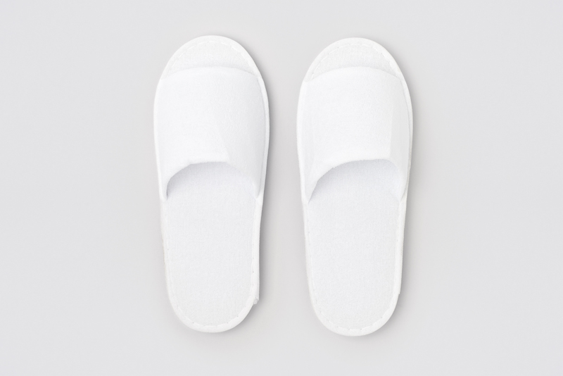 Nitra open-toe, white, size 28.5cm