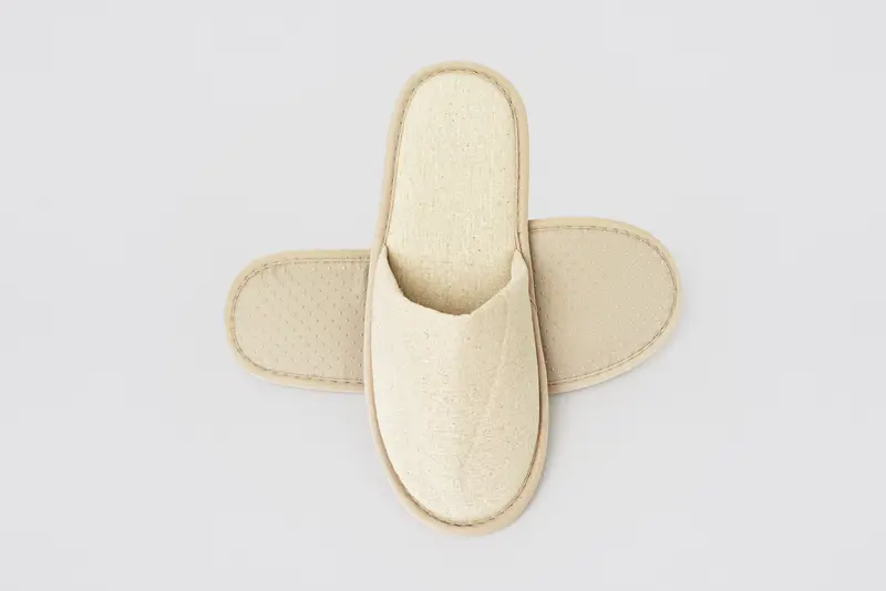C-Berlin Kaput, punta cerrada, longitud 29,5cm | zapatilla de hotel