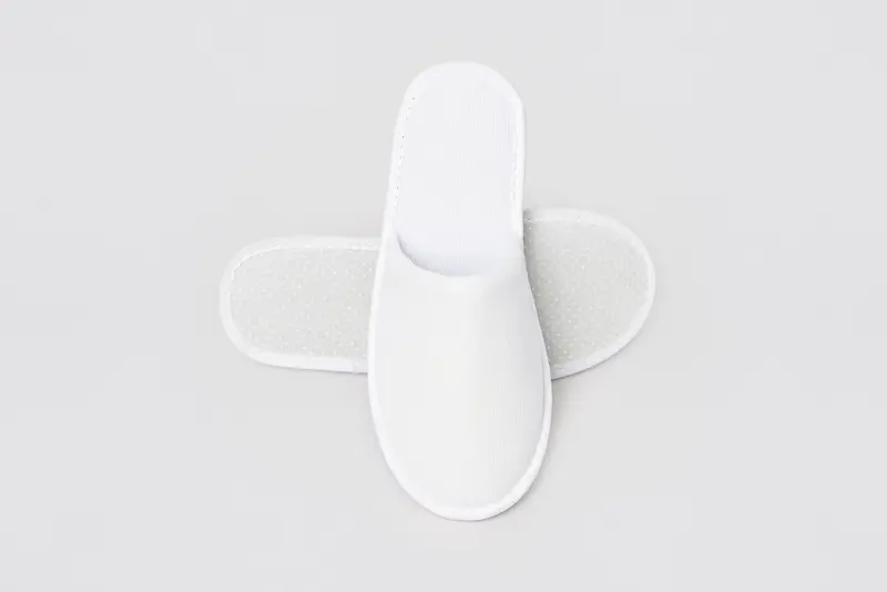P-London, chiusa, colore bianco, misura 28,2cm