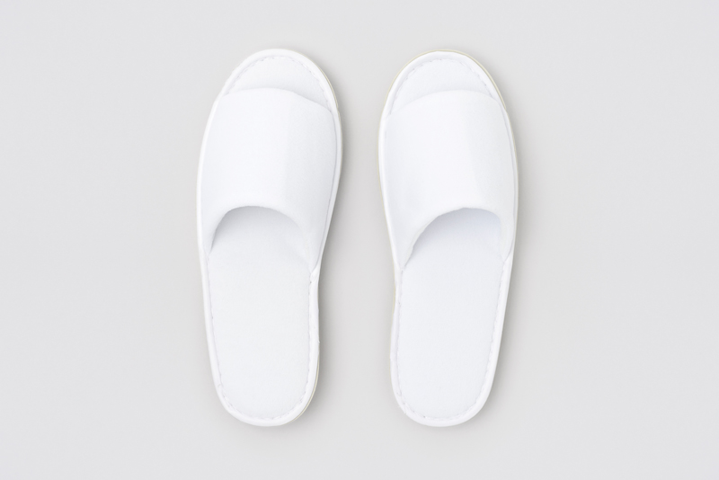 C-Royal open-toe, color blanco, longitud 28,5cm