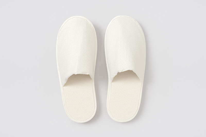 Lilia Piquet, closed-toe, white, size 28,2cm