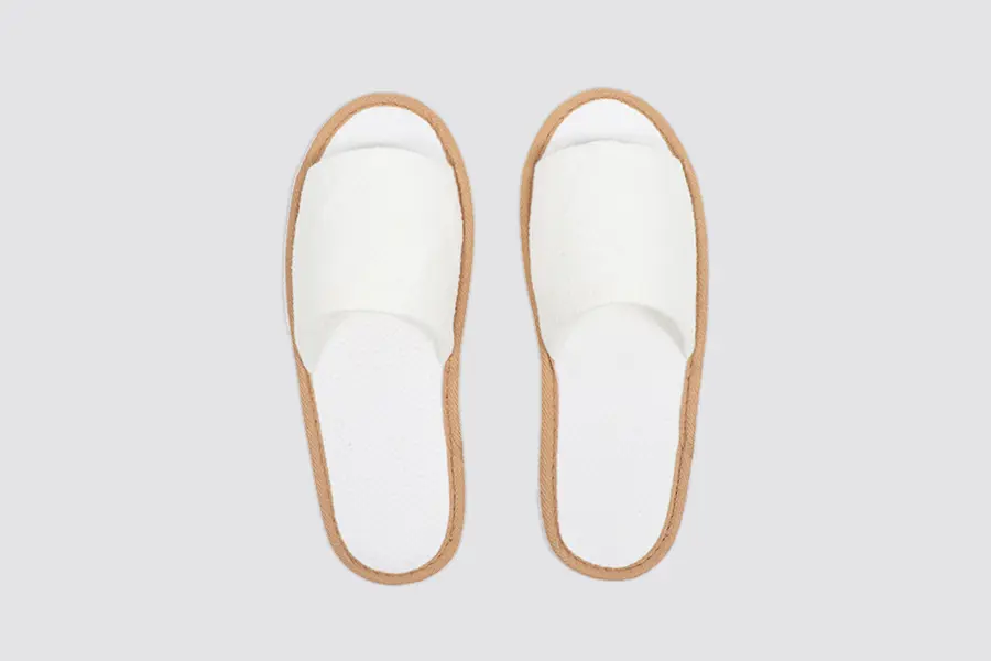 Babaco à  bout ouvert, couleur blanche, longueur 28,5cm | chausson d’hôtel
