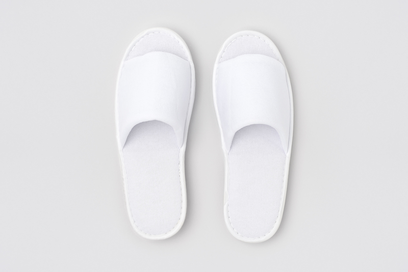 P-Berlin open-toe, white, 4mm., 28.5cm