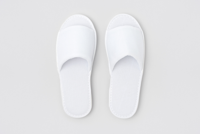 P-London open-toe, white, 4mm, size 29,5cm