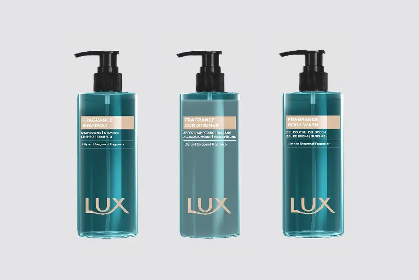 Lux Professional Hotelkosmetik: drei Spender 500 ml nebeneinander, Shampoo, Conditioner, Duschgel