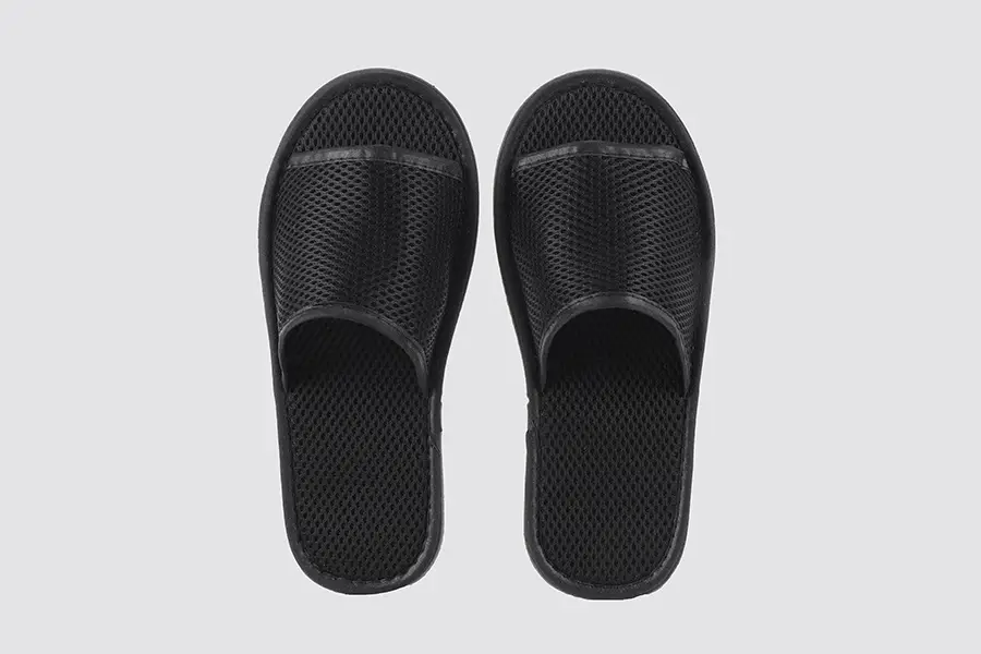 Rio, aperta davanti, colore nero, misura 28,5cm | ciabatte wellness
