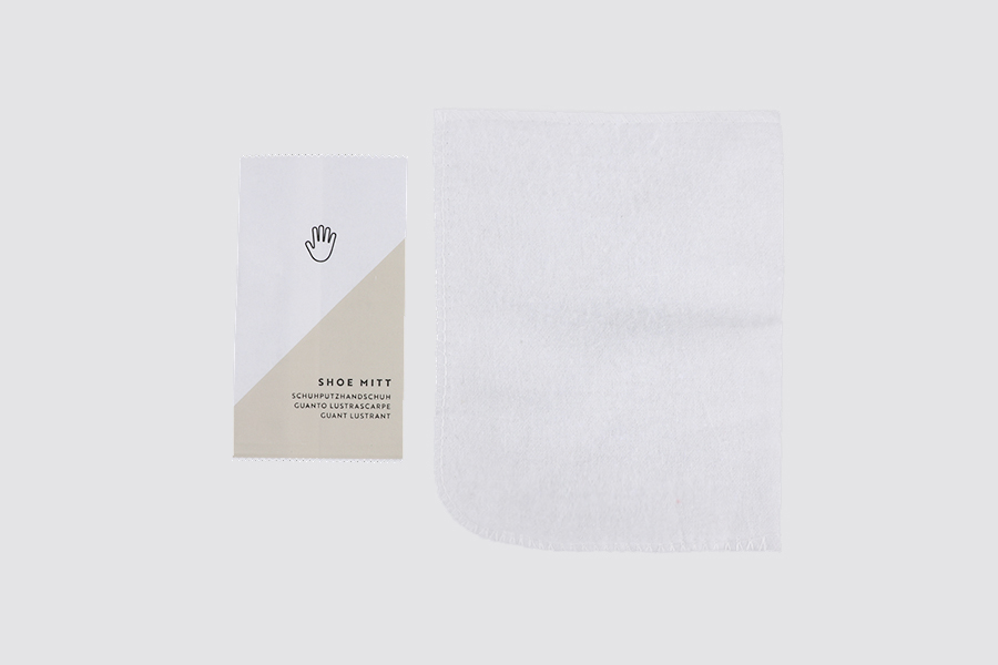 BASIC PAPER - Shoe mitt polycotton material in paper sachet
