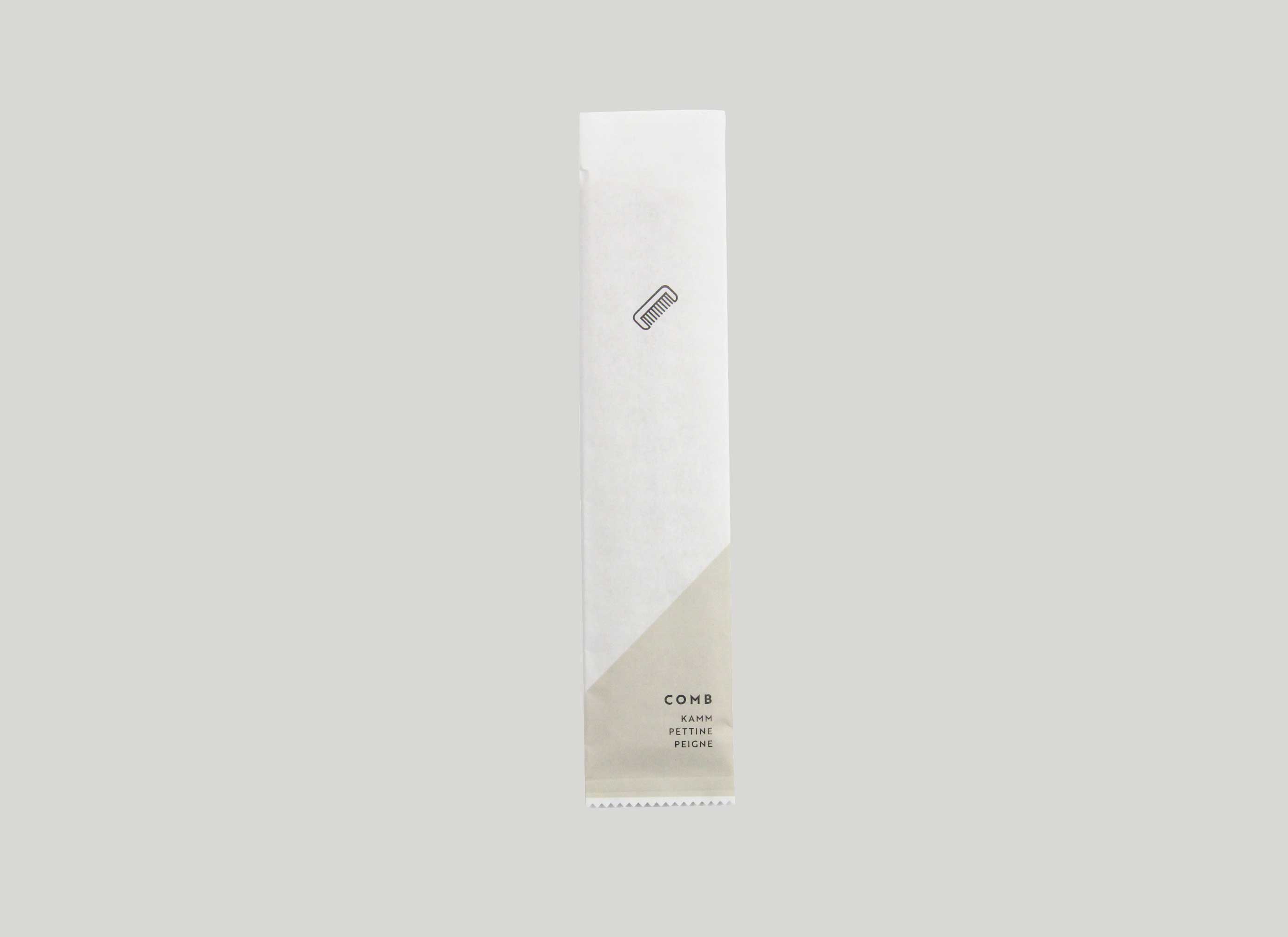 BASIC PAPER - Peine producido con 35% de paja, largo 15,5 cm, en bolsita de papel